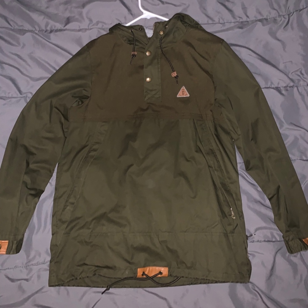 Dravus Windbreaker For Sale!